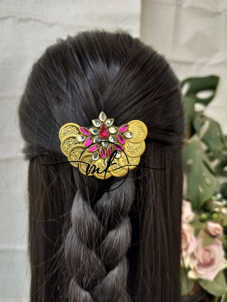 Timple Hair Brooch