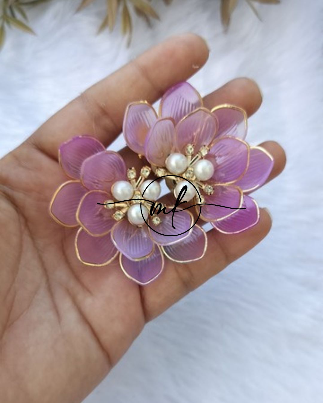 Shea Pink Alligator Clip