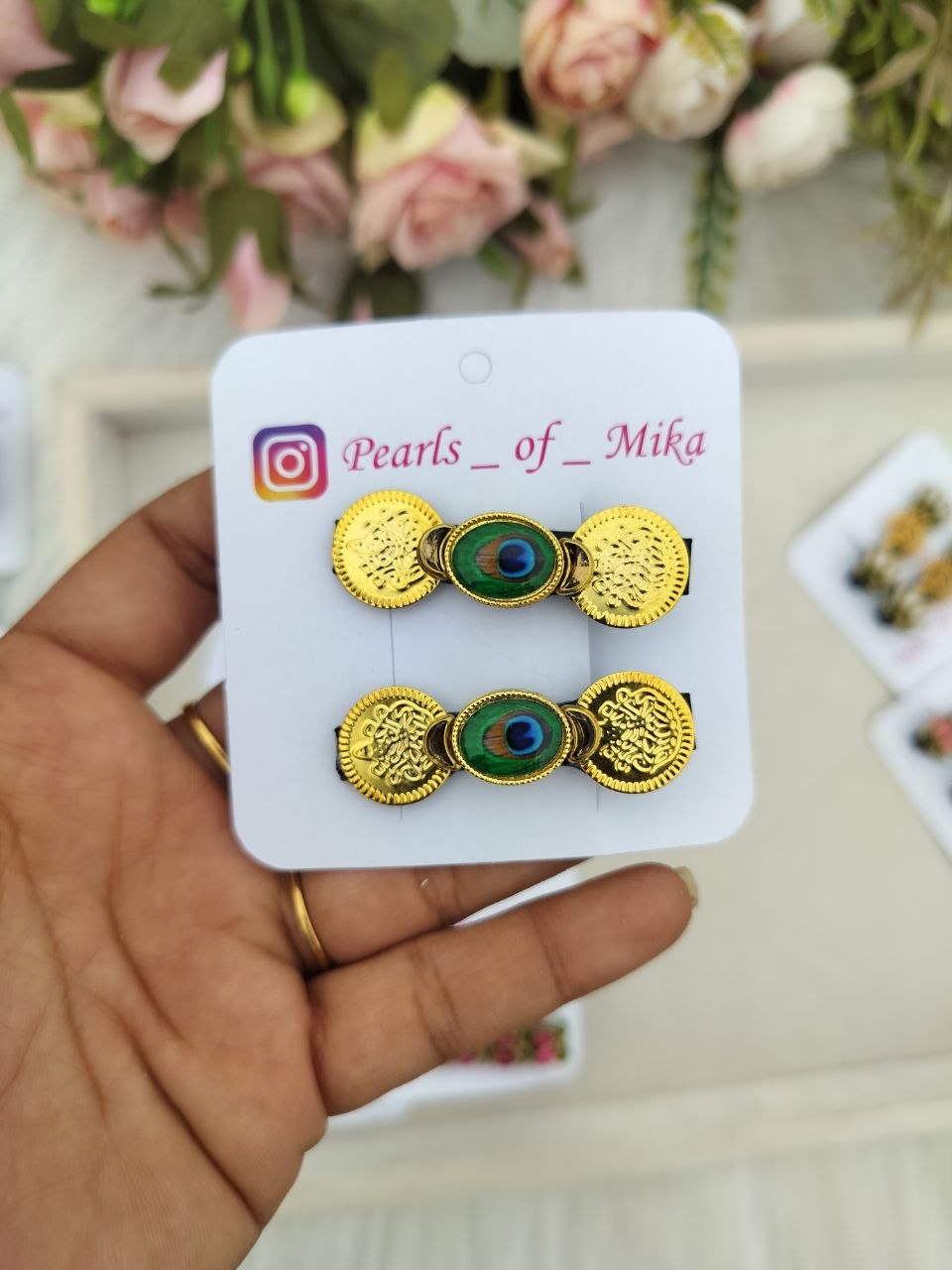 Lotus Coin Alligator Clip - 1 pair