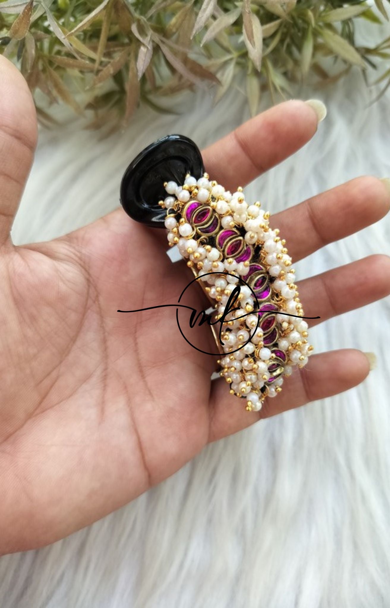 Pearl Kundan Banana Clip - V type